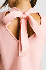Cargar imagen en el visor de la galería, handmade to order blush pink top
