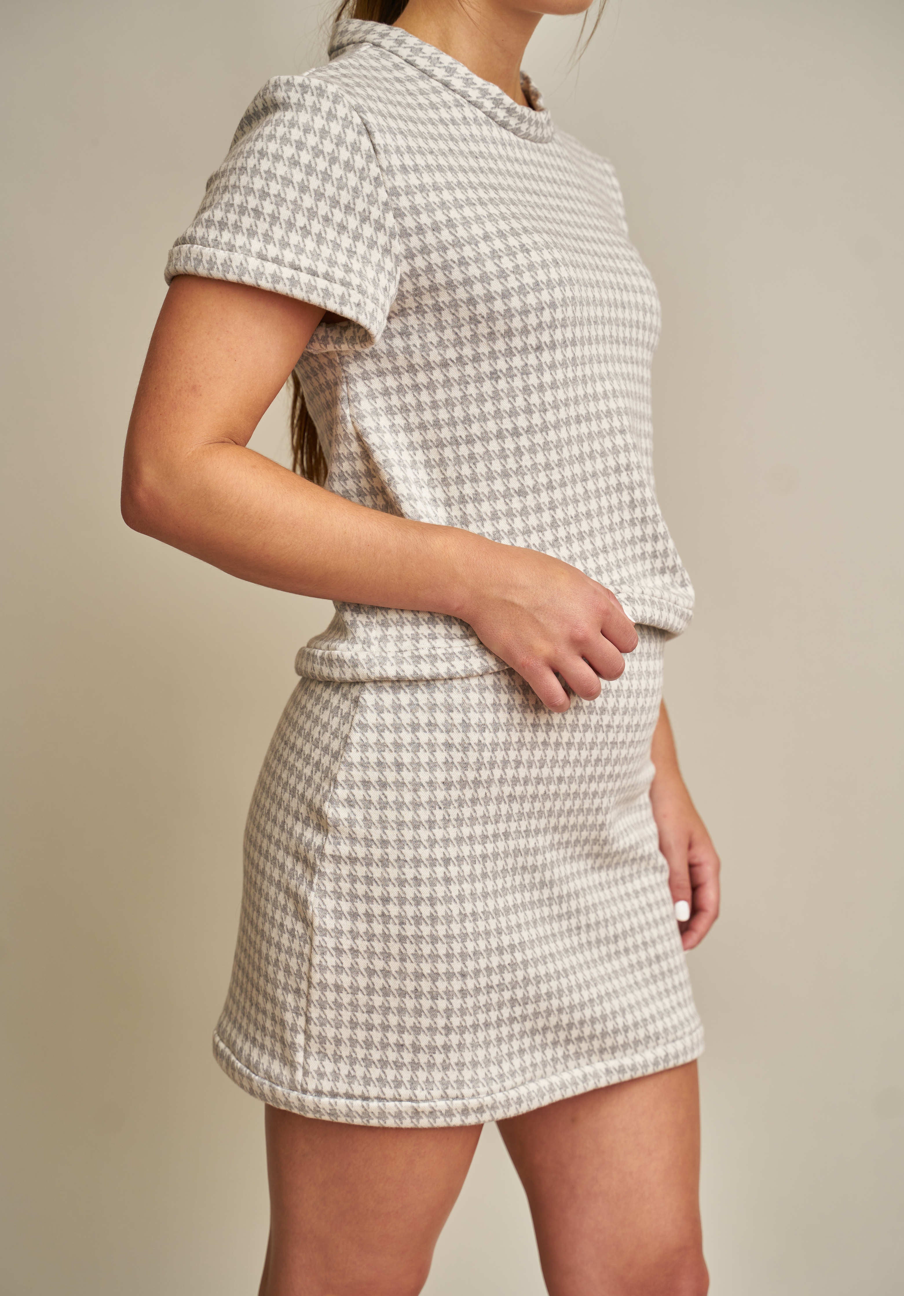 Women’s Skirts | Emily Westenberger | The Mickayla knit top in houndstooth Full outfit